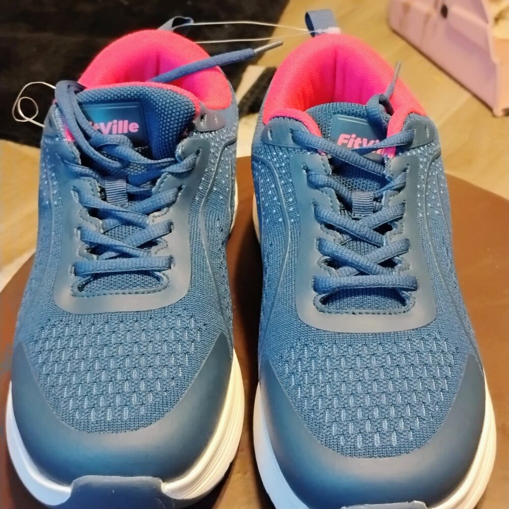Women's shoes